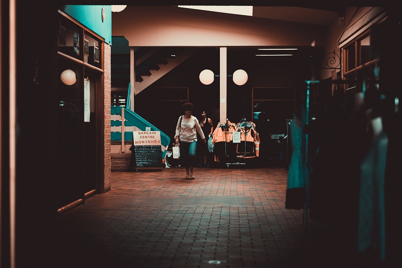 地下室潮濕怎么破？安詩曼除濕機來支招