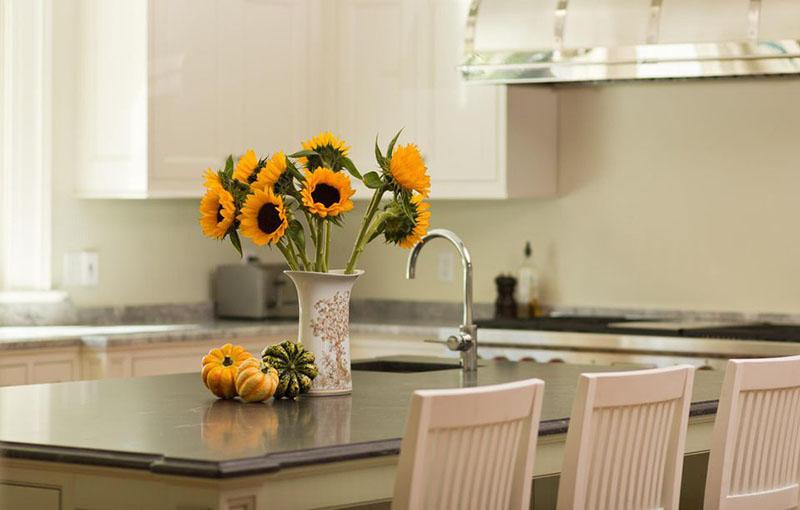 工業(yè)除濕機(jī)的清理工作該怎么做?